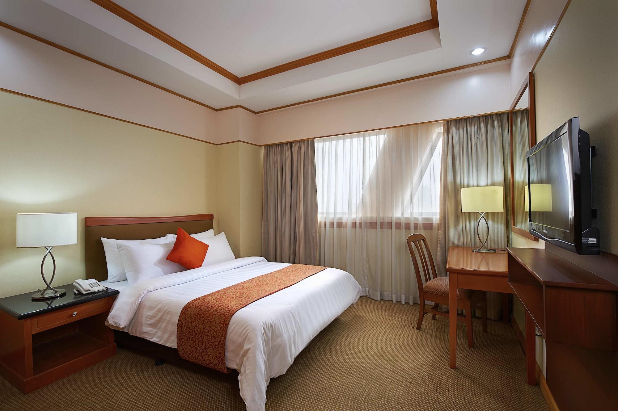 Berjaya Makati Hotel Makati City Exterior foto