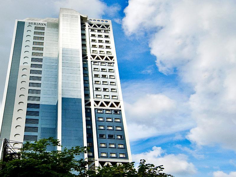 Berjaya Makati Hotel Makati City Exterior foto